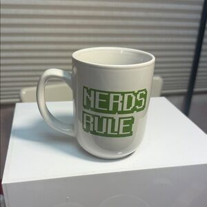 Royal Norfolk White Mug with Green 'Nerds Rule' Design